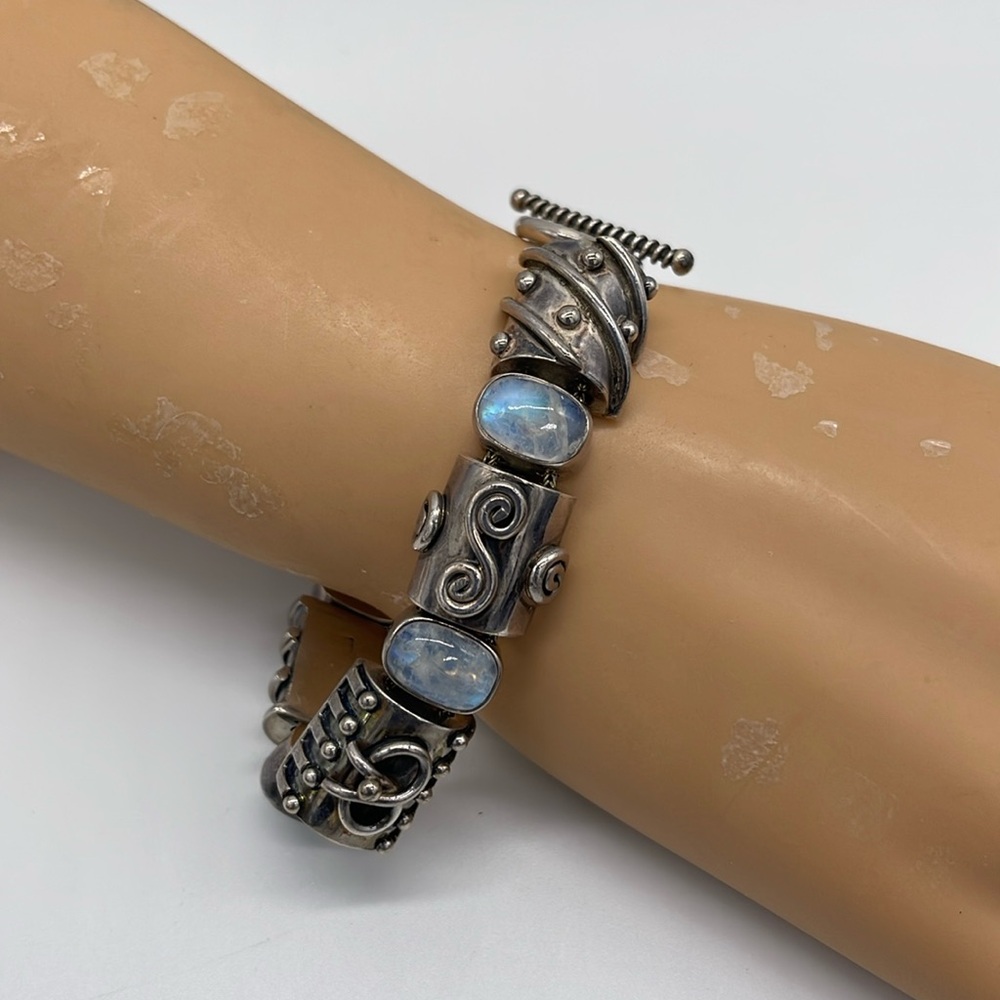 Deborah Armstrong Sterling Silver Chunky Bracelet

Measures 
Weight 2.0oz